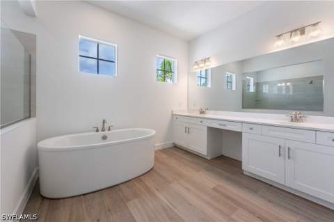 17323 Blue Sapphire Dr, Fort Myers FL - photo 10 of 27