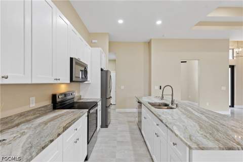 1813 NW 37th Pl, Cape Coral FL - photo 12 of 38