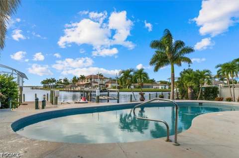 5630 Coronado Ct, Cape Coral FL - photo 6 of 46