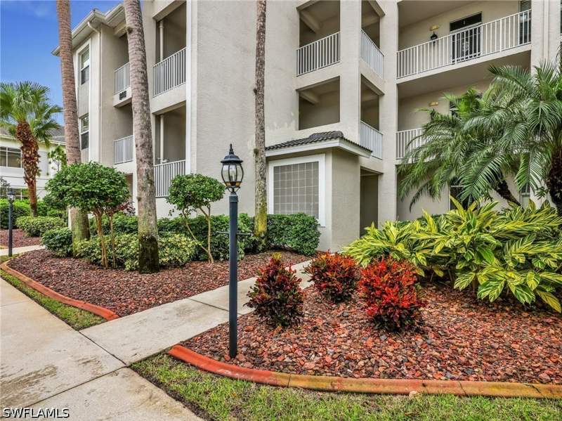 2 bedroom Condominium at 10449 Washingtonia Palm Way 3221, Terrace, Fort Myers — photo 3