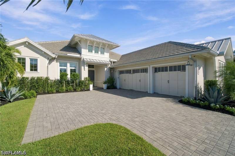 4 bedroom SingleFamilyResidence at 8777 Santo Domingo Dr, Isles Of Collier Preserve, Naples — photo 2
