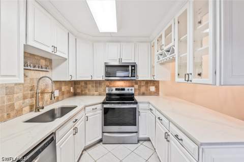 12360 Woodrose Ct 2, Fort Myers FL - photo 10 of 33