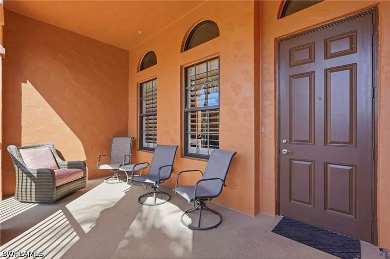 2 bedroom Townhouse at 8992 Cambria Cir 1603, Ole, Naples — photo 2