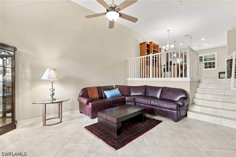 2 bedroom Townhouse at 8992 Cambria Cir 1603, Ole, Naples — photo 4