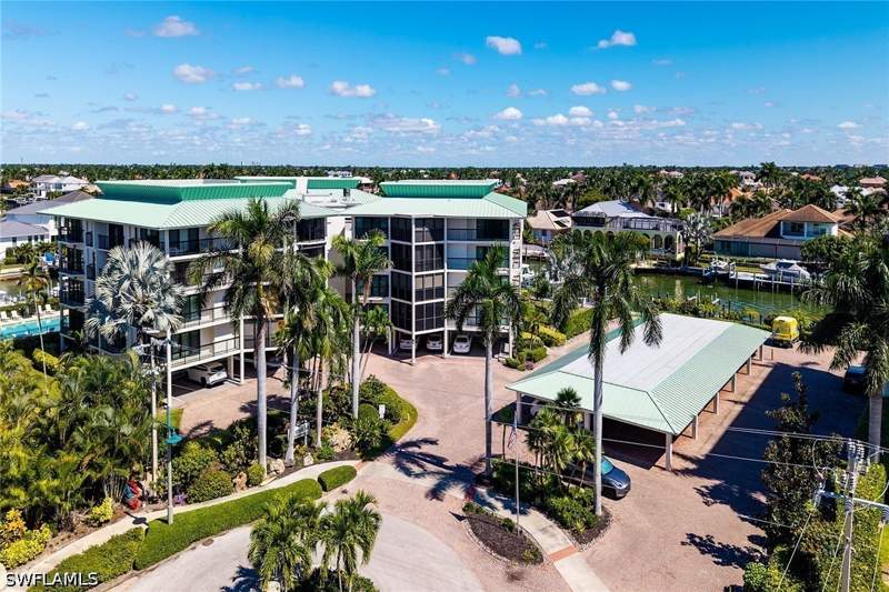 2 bedroom Condominium at 845 Collier Ct 204, Tropical Isle, Marco Island — photo 2