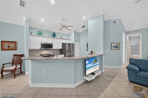 21740 Southern Hills Dr 203, Estero FL - photo 7 of 44