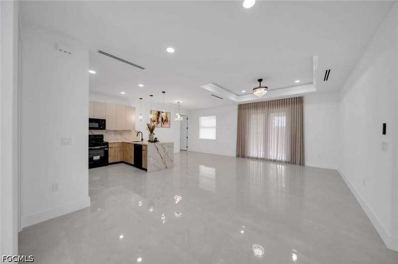 3 bedroom SingleFamilyResidence at 3307 7th St SW, Lehigh Acres, Lehigh Acres — photo 5