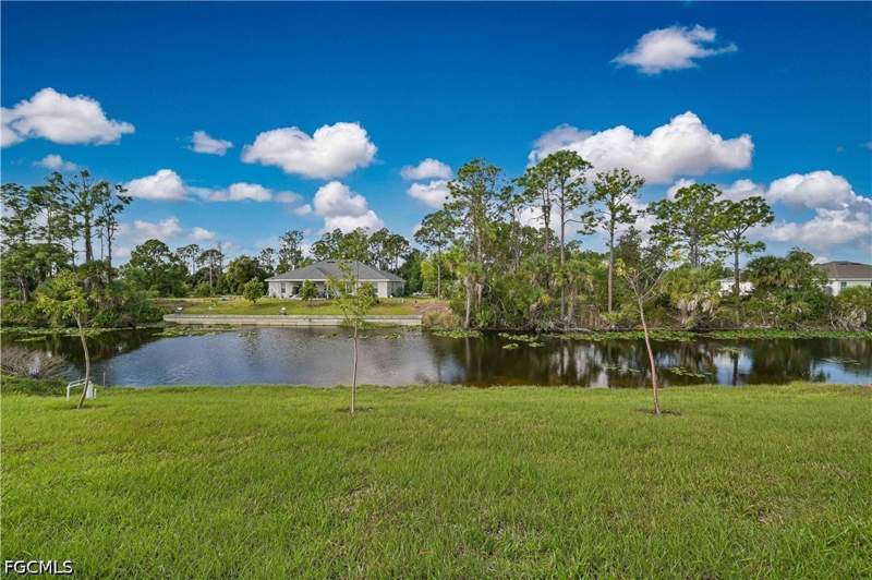 4 bedroom SingleFamilyResidence at 4006 NE 19th Pl, Cape Coral, Cape Coral — photo 4