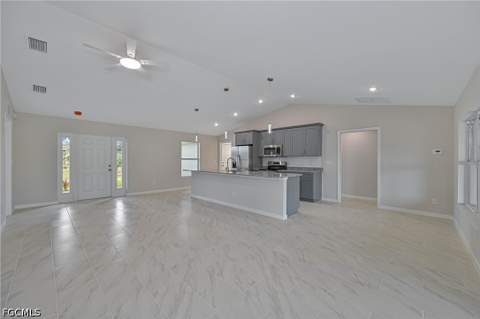 4006 NE 19th Pl, Cape Coral FL - photo 7 of 31