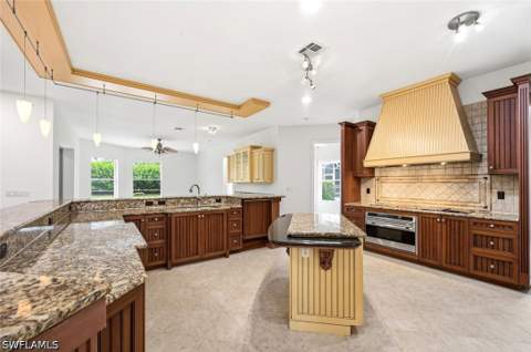 24924 Fairwinds Ln, Bonita Springs FL - photo 10 of 47