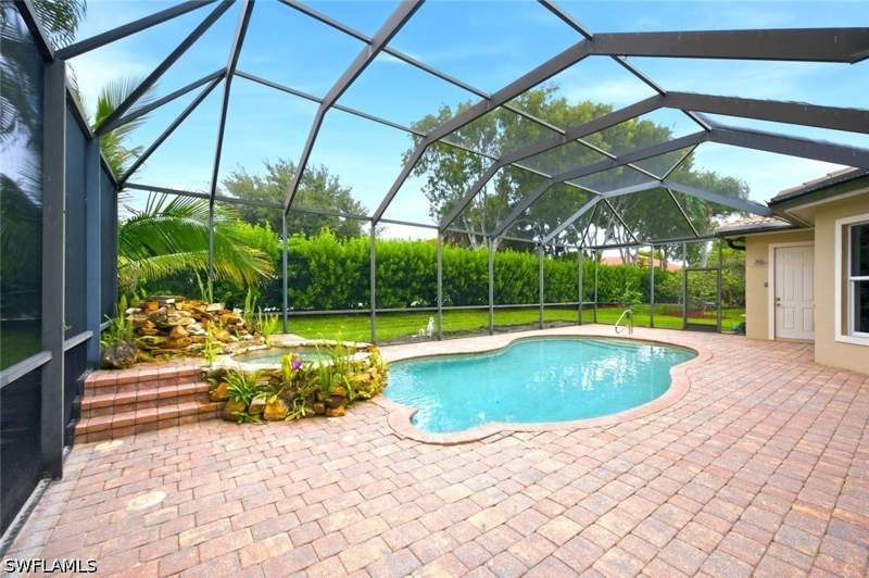 3 bedroom SingleFamilyResidence at 24924 Fairwinds Ln, Fairway Estates, Bonita Springs — photo 3