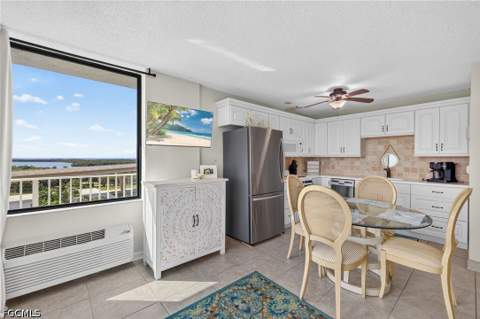 8701 Estero Blvd 607, Bonita Springs FL - photo 8 of 34