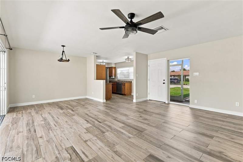 2 bedroom SingleFamilyResidence at 766 Entrada Dr S, Palm City Park, Fort Myers — photo 4