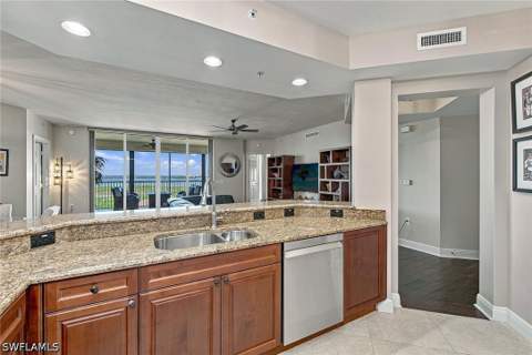 23540 Via Veneto 1604, Bonita Springs FL - photo 8 of 43