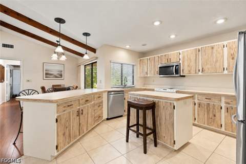 12418 McGregor Woods Cir, Fort Myers FL - photo 7 of 29