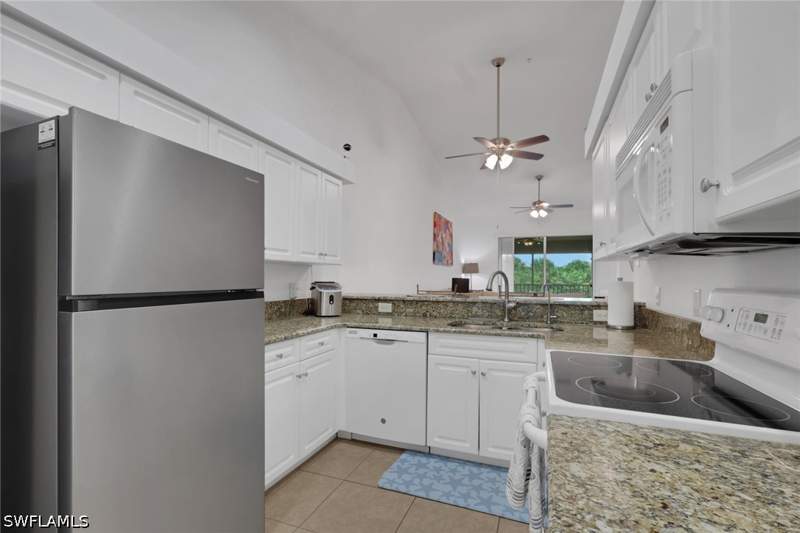 2 bedroom Condominium at 20041 Barletta Ln 2424, Bella Terra, Estero — photo 4
