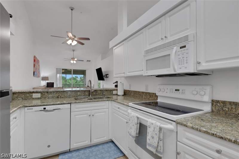 2 bedroom Condominium at 20041 Barletta Ln 2424, Bella Terra, Estero — photo 5