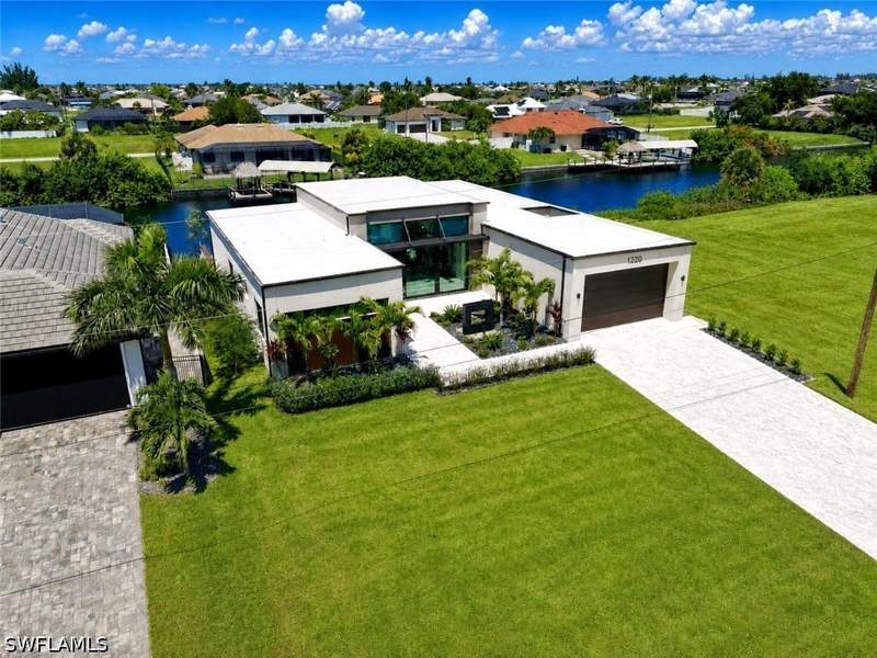 4 bedroom SingleFamilyResidence at 1220 NW 34th Ave, Cape Coral, Cape Coral — photo 3