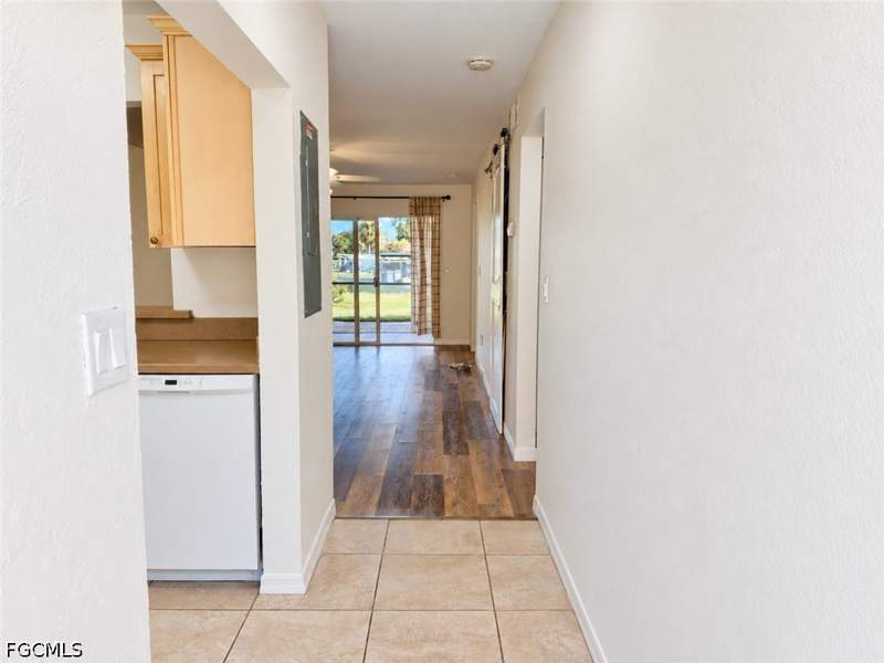 2 bedroom Attached at 6300 S Pointe Blvd 120, South Pointe Villas Condo, Fort Myers — photo 2