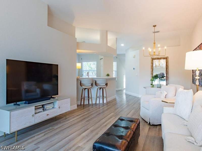 2 bedroom Condominium at 6922 Satinleaf Rd N 202, Calusa Bay North, Naples — photo 4