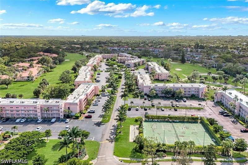 2 bedroom Condominium at 175 Turtle Lake Ct 112, Turtle Lake Golf Colony, Naples — photo 2
