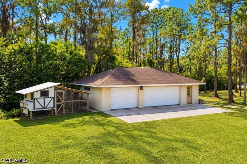 3 bedroom SingleFamilyResidence at 4640 31st Ave NE, Golden Gate Estates, Naples — photo 3