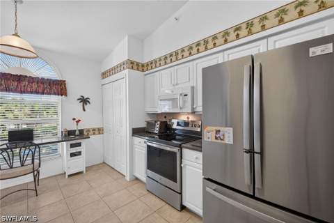15465 Cedarwood Ln 301, Naples FL - photo 12 of 28