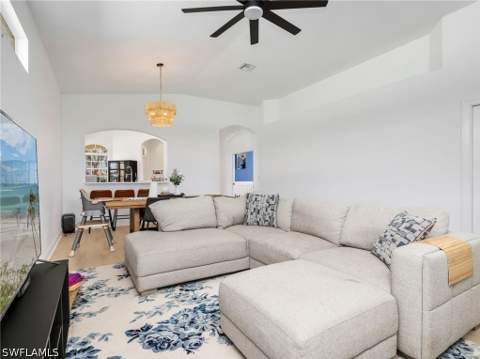 8755 Ibis Cove Cir, Naples FL - photo 10 of 37