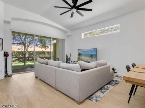 8755 Ibis Cove Cir, Naples FL - photo 8 of 37