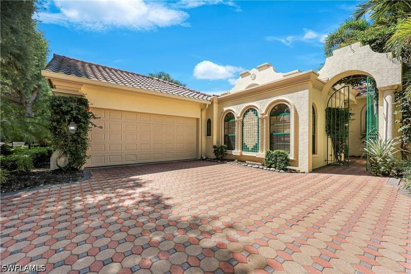 3 bedroom Detached at 7913 Via Vecchia, Vizcaya At Bay Colony, Naples — photo 2