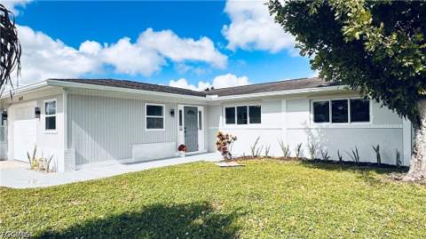 1407 NE 5th Ln, Cape Coral FL - photo 11 of 46