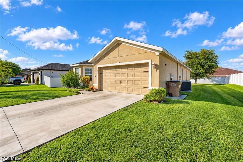 3 bedroom SingleFamilyResidence at 1823 SW 16th Ter, Cape Coral, Cape Coral — photo 5