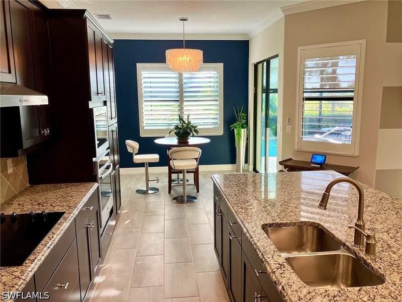 4 bedroom SingleFamilyResidence at 19008 Elston Way, The Place At Corkscrew, Estero — photo 2