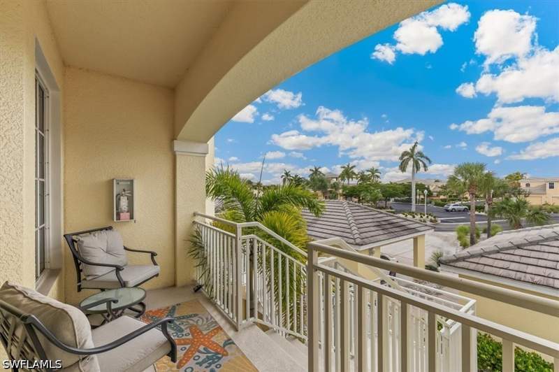 2 bedroom Condominium at 14501 Abaco Lakes Dr 201, Sonsette, Fort Myers — photo 3