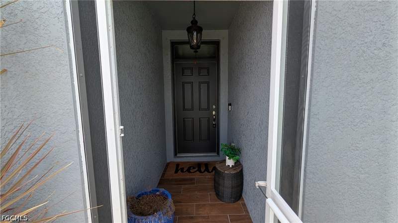 3 bedroom SingleFamilyResidence at 416 SE 13th Ct, Cape Coral, Cape Coral — photo 2