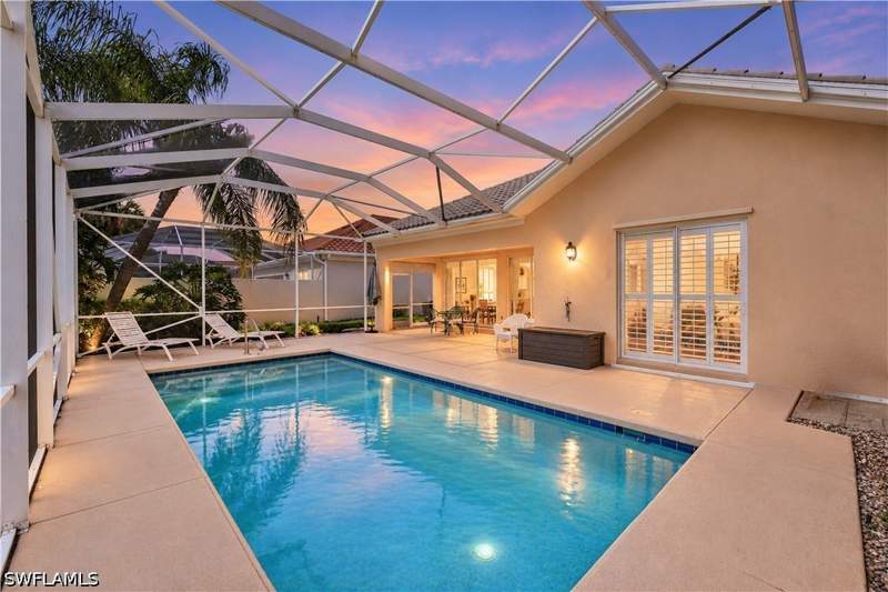 3 bedroom SingleFamilyResidence at 3880 Valentia Way, Island Walk, Naples — photo 2