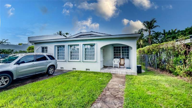 3 bedroom SingleFamilyResidence at 535 W 51st St, Lake View Sub, Miami Beach — photo 4