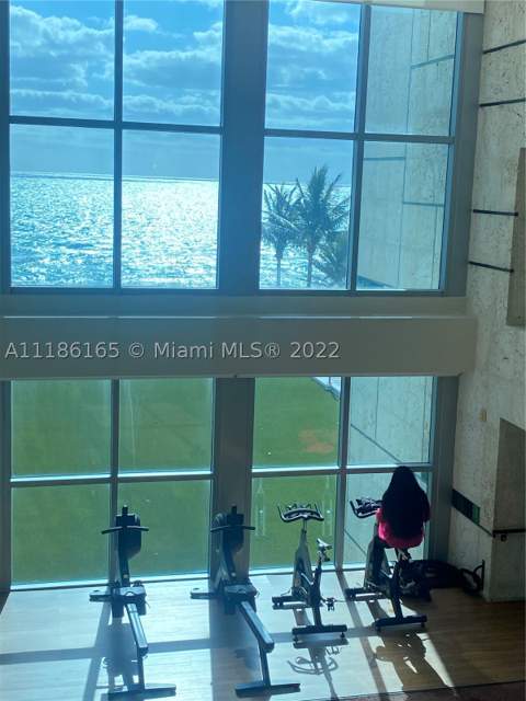 6801 Collins Ave 1102 (door 1111), Miami Beach FL - photo 15 of 27