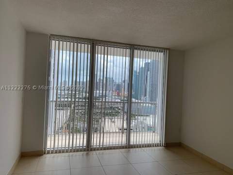 1750 N Bayshore Dr 2806, Miami FL - photo 9 of 18