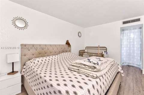 3401 N Country Club Dr 406, Aventura FL - photo 11 of 37