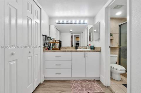 3401 N Country Club Dr 406, Aventura FL - photo 14 of 37