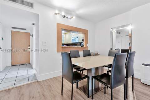 3401 N Country Club Dr 406, Aventura FL - photo 20 of 37