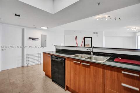 16699 Collins Av 3105, Sunny Isles Beach FL - photo 18 of 26