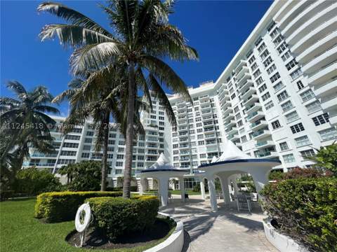 5161 Collins Ave 309, Miami Beach FL - photo 13 of 27