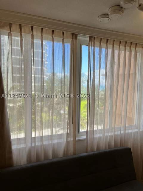 19201 Collins Ave 218, Sunny Isles Beach FL - photo 6 of 33