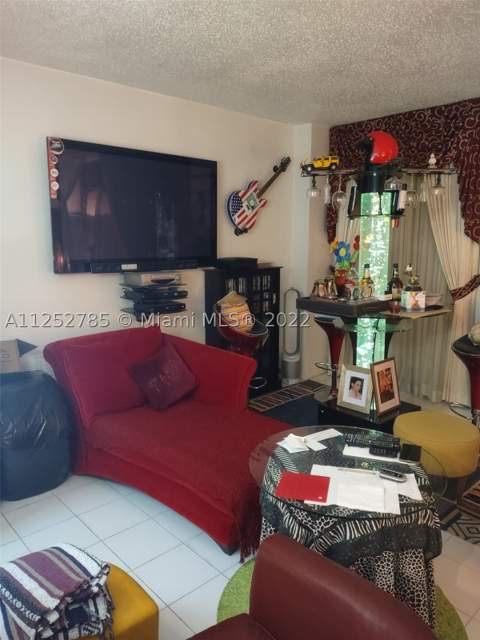 4747 Collins Ave 107, Miami Beach FL - photo 8 of 15