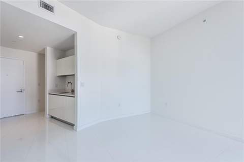 851 NE 1st Avenue 1912, Miami FL - photo 17 of 26
