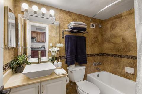 19201 Collins Ave 641, Sunny Isles Beach FL - photo 14 of 39