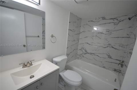 1241 SE 29th St 102, Homestead FL - photo 19 of 23