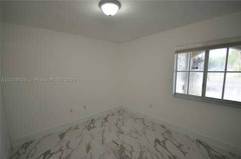 1241 SE 29th St 102, Homestead FL - photo 6 of 23